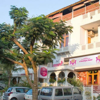 Hotel Chitra Katha